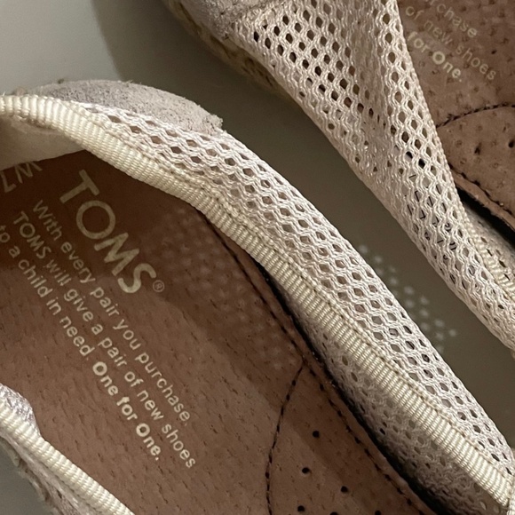 ☀️SALE☀️ NEW TOMS Suede Leather/ Cotton Mesh Slip-On - Picture 7 of 7